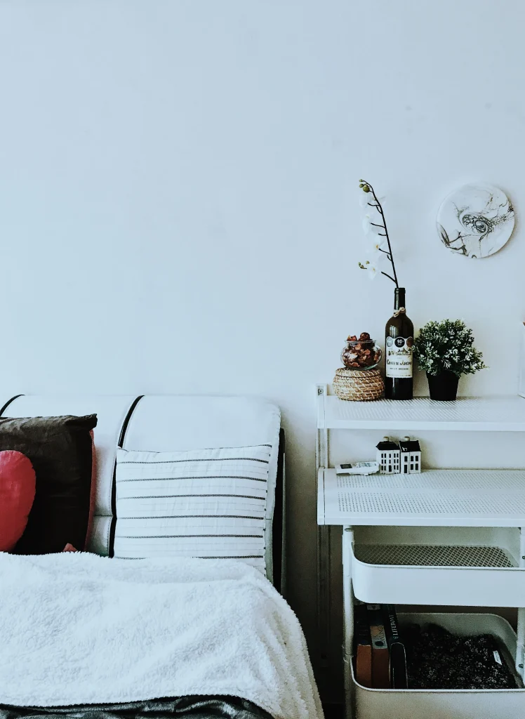 Unique Wedding Gifts for Best Friends: Artistic Touches for a Creative Workspace bedroom decor minimalist with luxury wedding gift box 11zon