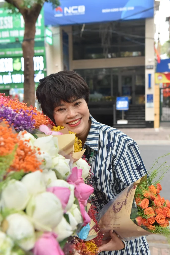 chup anh thanh pham hoa tuoi truoc khi giao 1 11zon